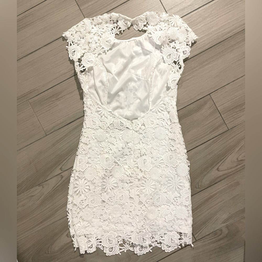 LULUS ROMANCE LANGUAGE WHITE BACKLESS LACE DRESS - Picture 3 of 3